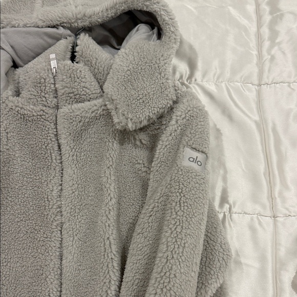 ALO Yoga Jackets & Blazers - ALO Yoga Gray Teddy Jacket